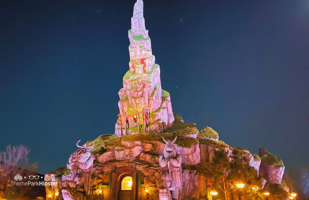 How to Train Your Dragon Isle of Berk at Night Mead Hall Restaurant Universal Epic Universe Theme Park Orlando. Keep reading to find out all you need to know about your visit to Universal Epic Universe.
