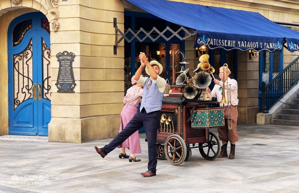 The Wizarding World of Harry Potter Ministry of Magic Street Show Universal Epic Universe Theme Park Orlando