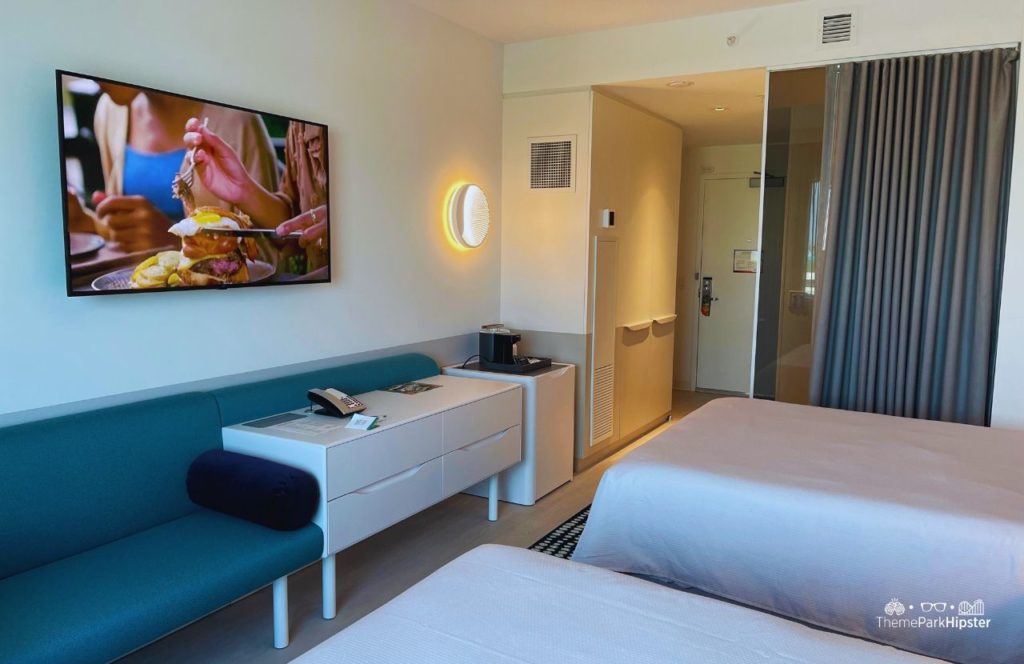 Universal Orlando Terra Luna Hotel Resort 2 bedroom Queen Room