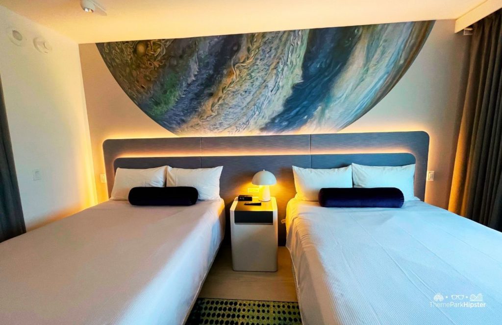 Universal Orlando Terra Luna Hotel Resort 2 bedroom Queen Room