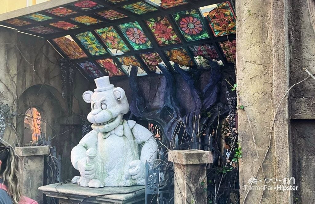 Origin of Horrors Scare Zone Five Nights at Freddy Statue Universal Studios Halloween Horror Nights 2025 HHN 34