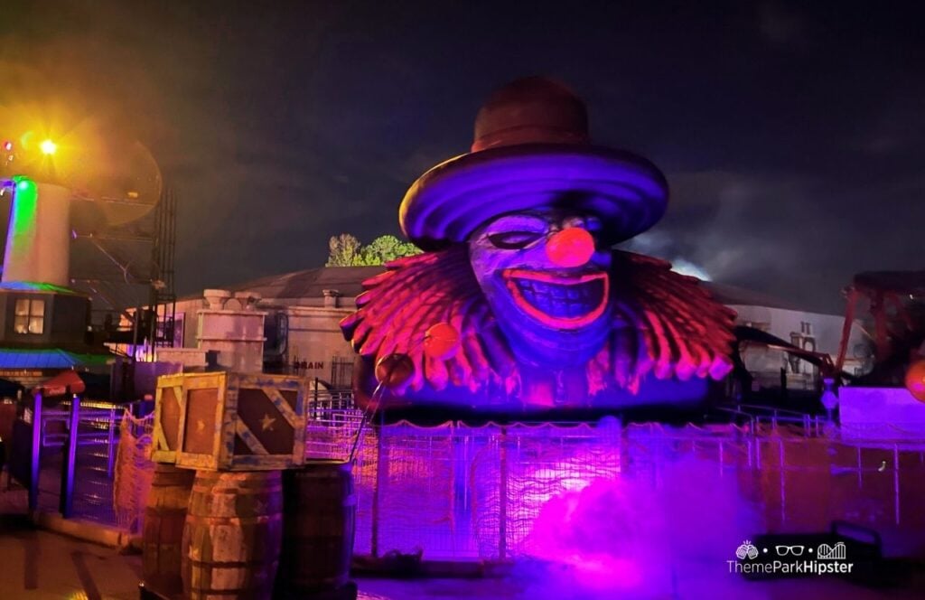 Six Flags Over Georgia Amusement Park Fright Fest Halloween Event Clown Scare Zone