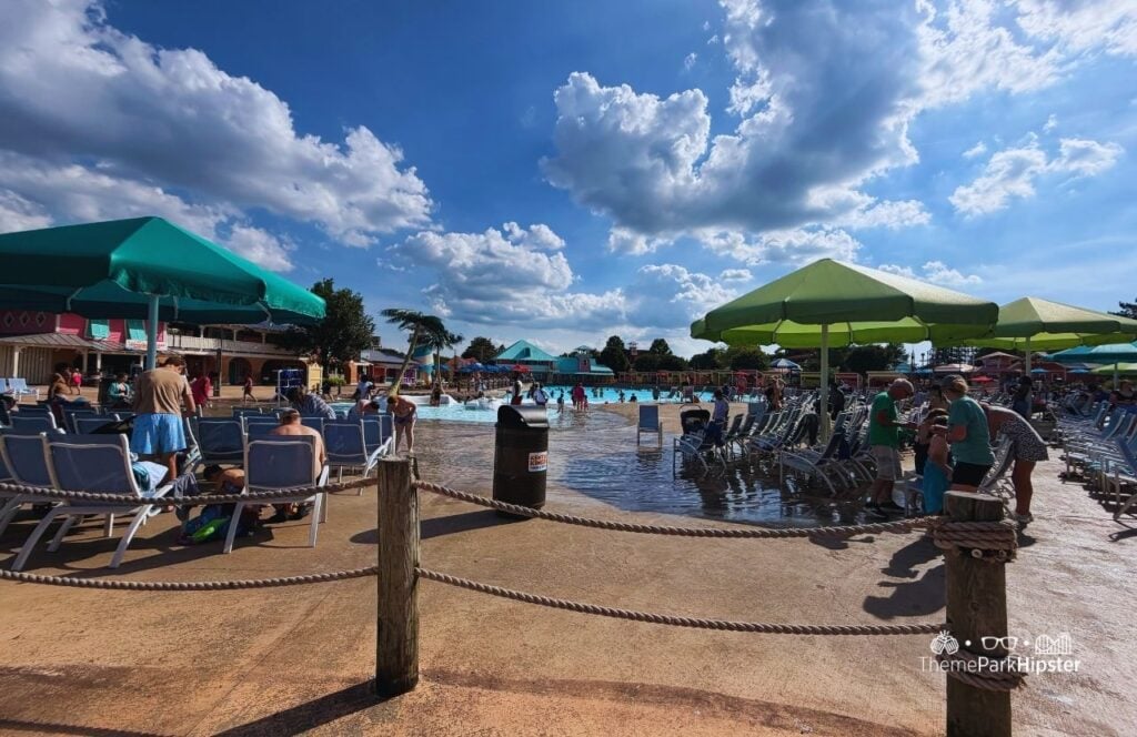 Kentucky Kingdom Amusement Park Louisville Hurricane Bay Water Wave Pool 