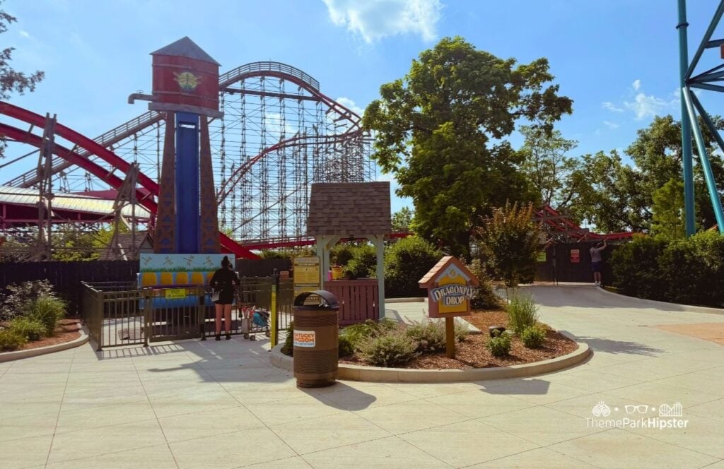 Kentucky Kingdom Amusement Park Louisville Wind Chaser Roller Coaster and Dragon Fly Drop Kiddie Ride